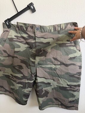 Dickies Men's Camouflage Flat Front Shorts - Olive & Brown